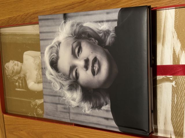 Marilyn Remembered: The Official Treasures 1926-196