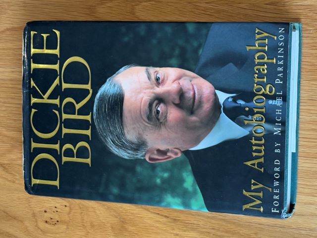 Dickie Bird : My Autobiography