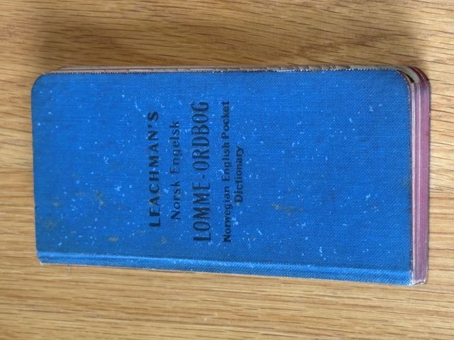 Leachman's engelsk-norsk lomme-ordbog;