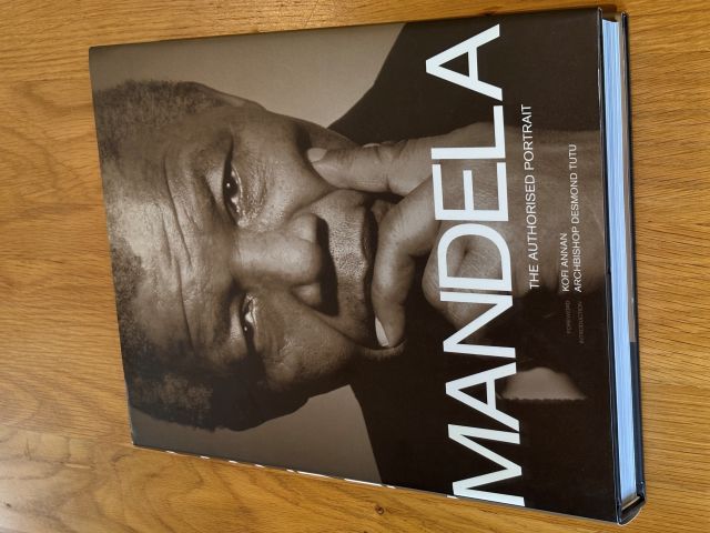 Mandela: The Authorised Portrait