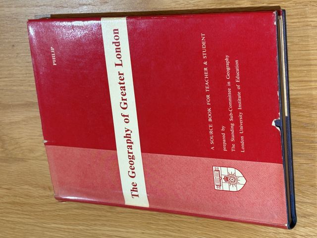 The geography of greater London : a source book for teacher and student