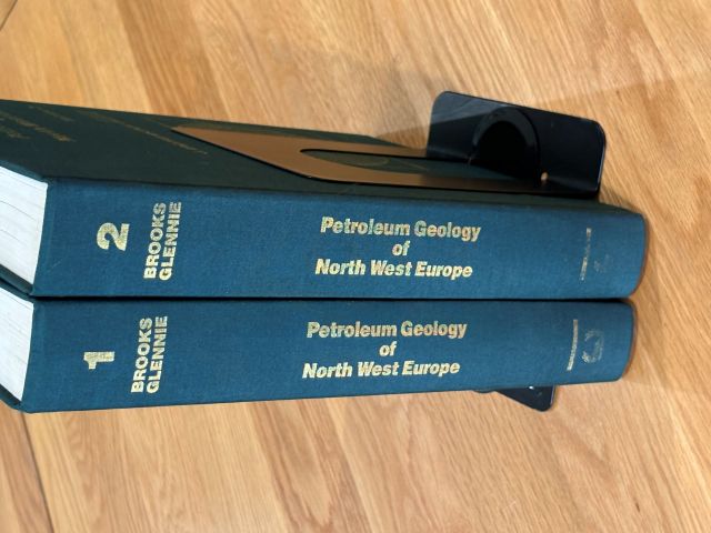 Petroleum Geology of NW Europe Vol 1 & 2